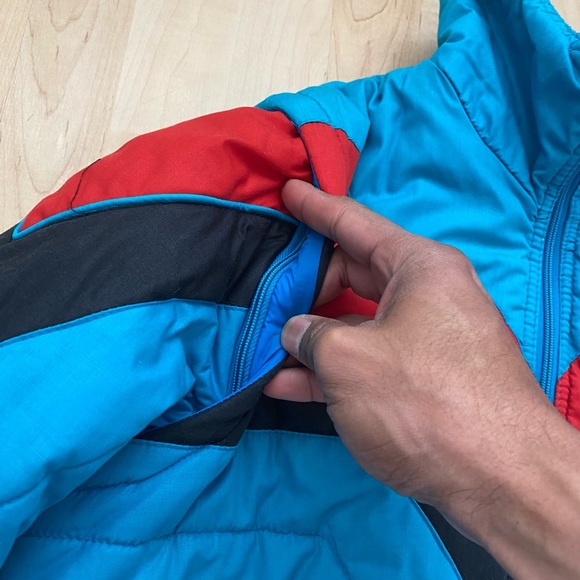 Puffer jacket size: Large - Picture 5 of 7